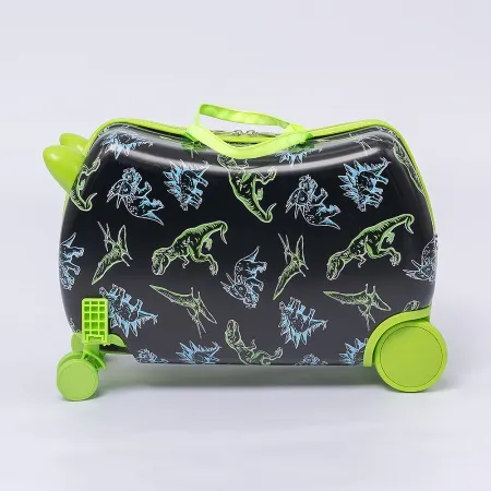 - Чемодан на 4-х колесах (черный)