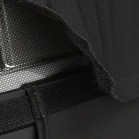 Grott Чехол для чемодана (черный)