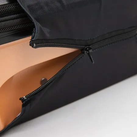 Grott Чехол для чемодана (черный)