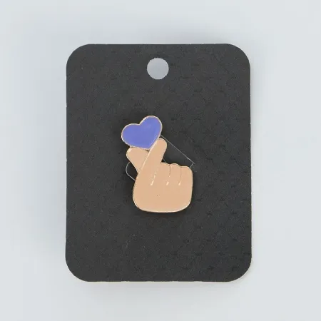 Значок (бежевый)