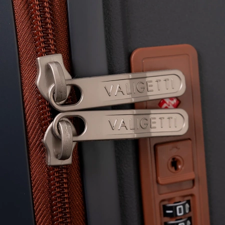 Чемодан Valigetti арт. 3618050-28